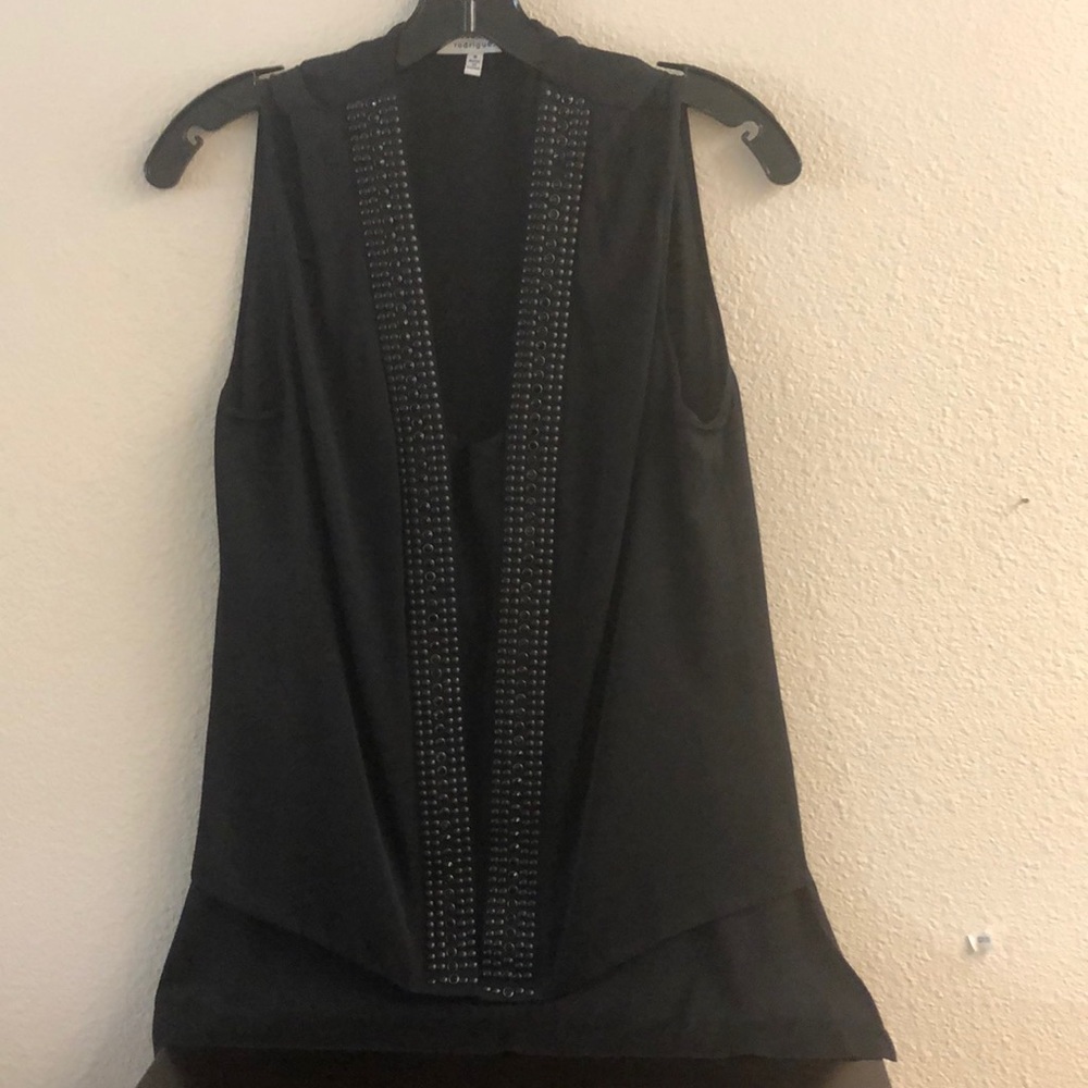 Designer top